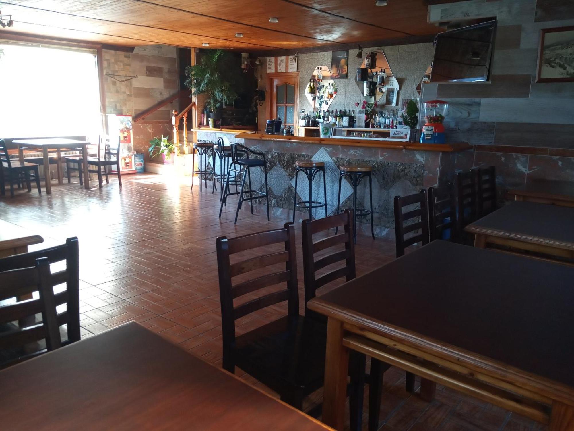 Hostal La Collada De Aralla Аралья-де-Луна Экстерьер фото