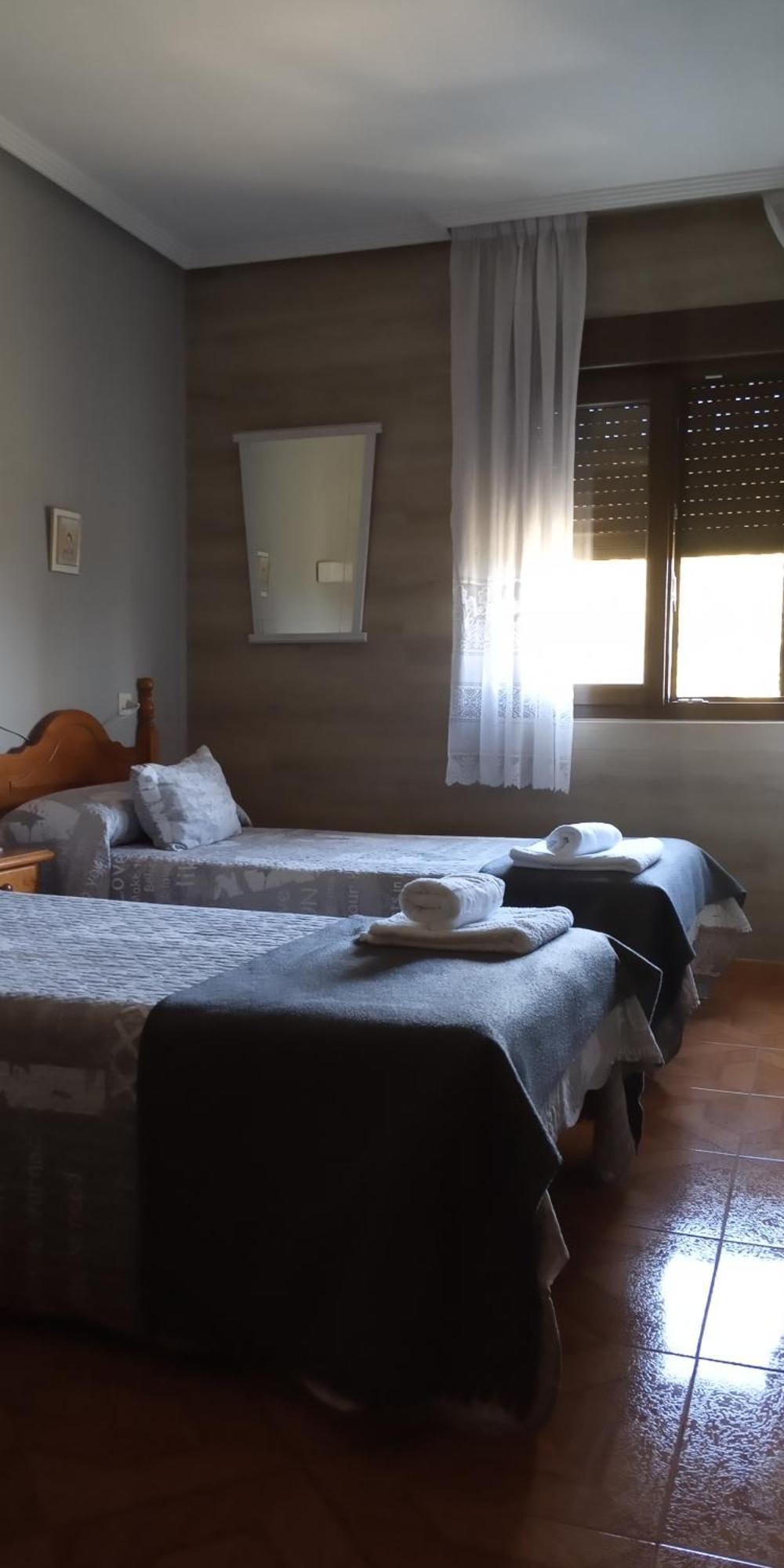 Hostal La Collada De Aralla Аралья-де-Луна Экстерьер фото